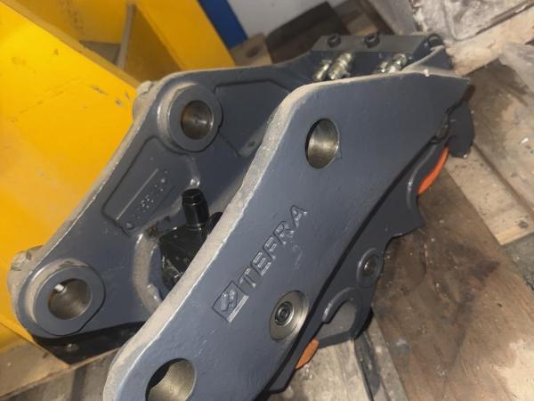 Hill Engineering Tefra Hitch to suit ECCR25D/EC27D